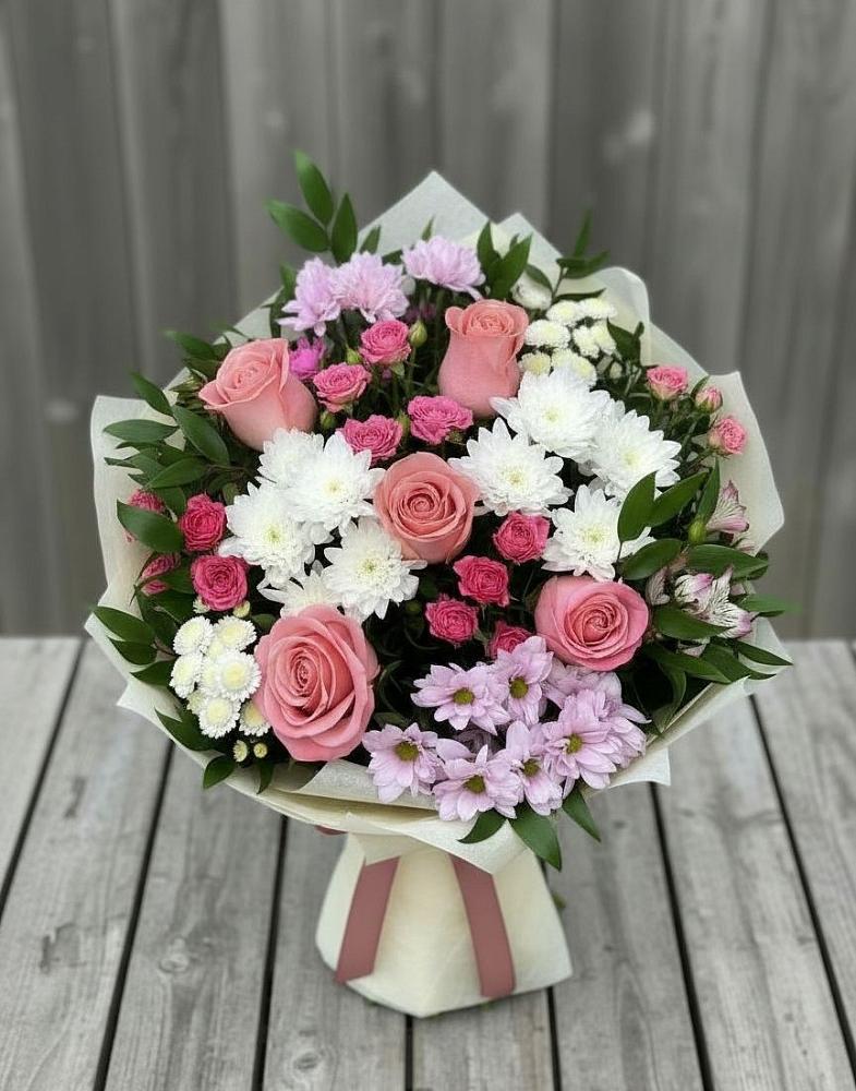 Букет цветов из: Альстромерии, Гвоздики, Розы и Хризантемы в Юргамыш