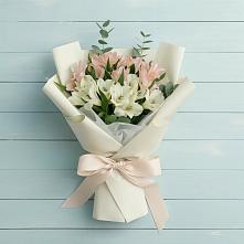 Букет цветов из:  Альстромерии в Юргамыш