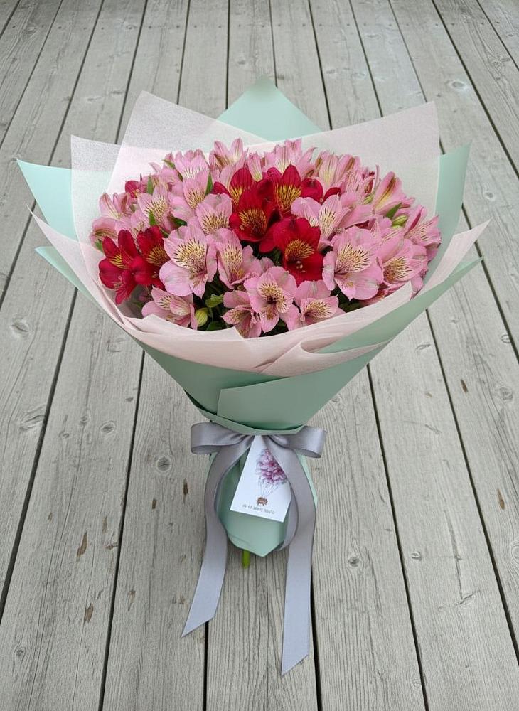 Букет цветов из: Альстромерии в Юргамыш