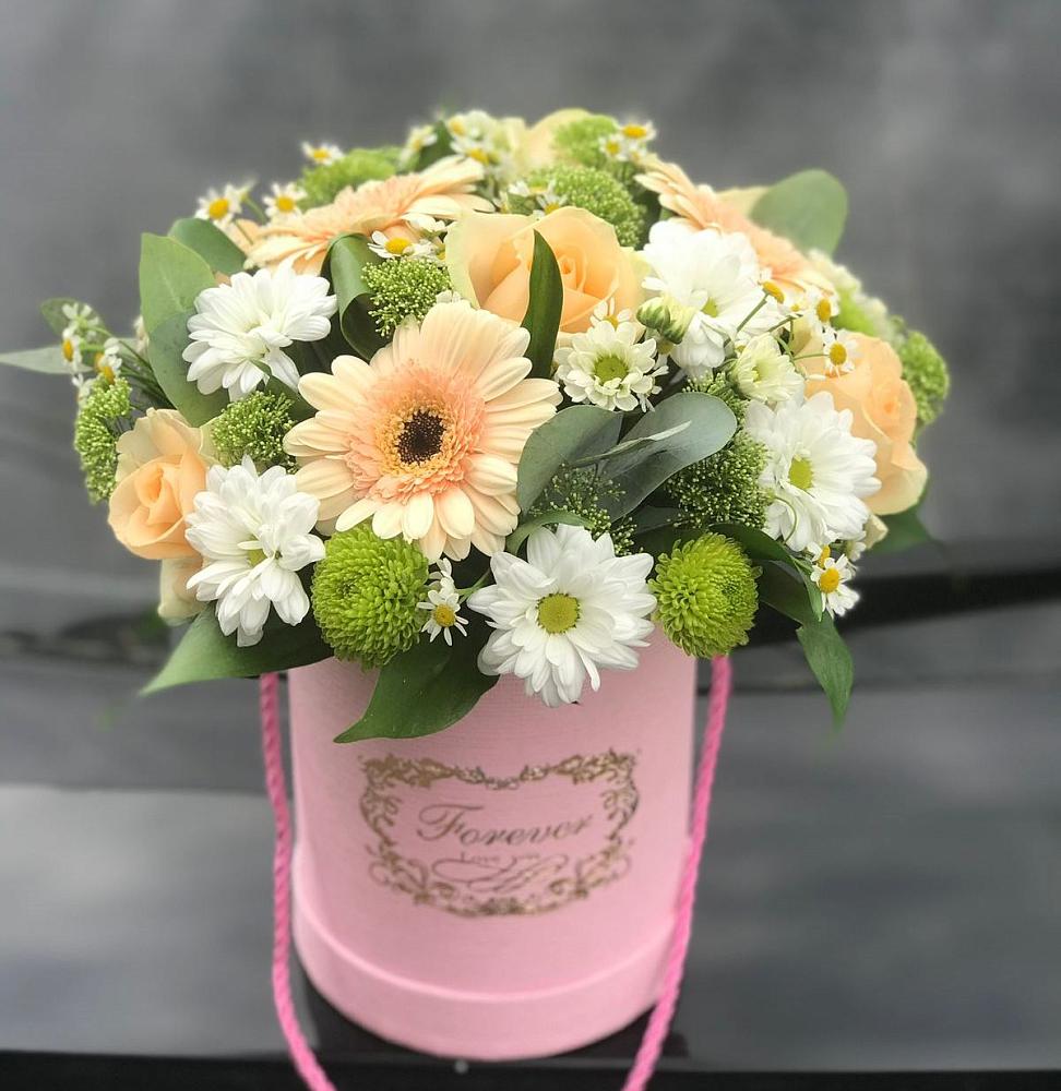 Цветочная композиция из Розы, Герберы и Хризантемы в шляпной коробке в Юргамыш